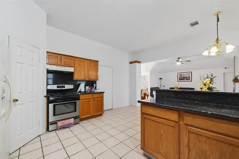 9927 Glenkirk Drive Houston TX 77089