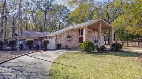 103 Whippoorwill Drive Livingston TX 77351