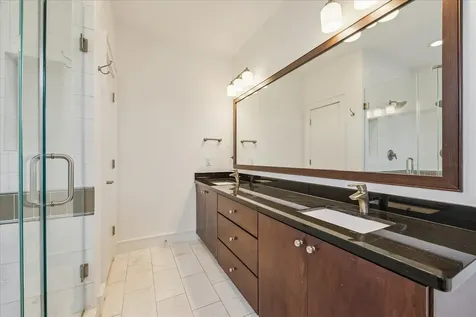 524 Sandman Street Houston TX 77007