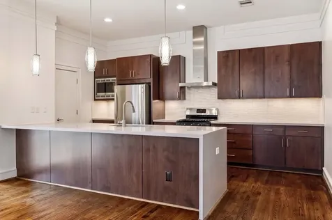524 Sandman Street Houston TX 77007