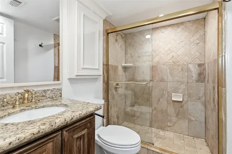 5515 Avenue R Galveston TX 77551