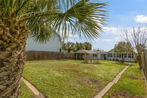 5515 Avenue R Galveston TX 77551
