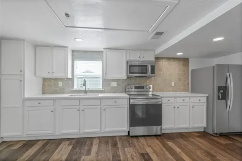 5515 Avenue R Galveston TX 77551