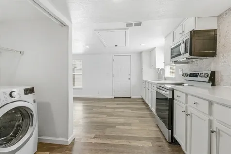 5515 Avenue R Galveston TX 77551