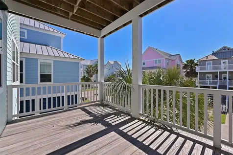 3827 Neptune Galveston TX 77554