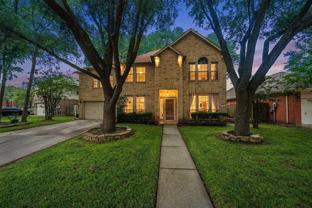 4134 Surreydon Drive Houston TX 77014