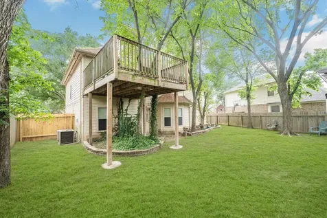 4134 Surreydon Drive Houston TX 77014