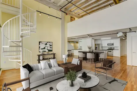 917 Main Street 1107 Houston TX 77002