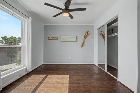 307 Yacht Club Lane 307 El Lago TX 77586
