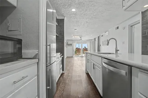 307 Yacht Club Lane 307 El Lago TX 77586