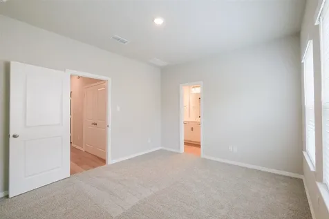 6434 New York Street Houston TX 77021