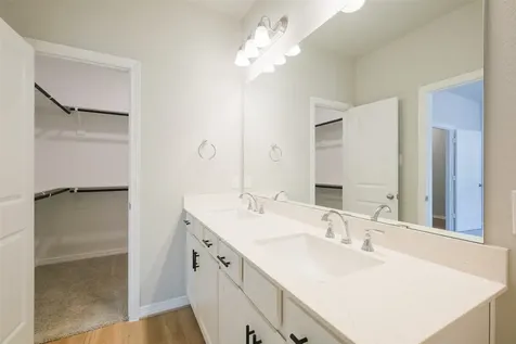 6434 New York Street Houston TX 77021