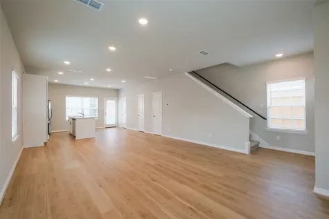 6434 New York Street Houston TX 77021