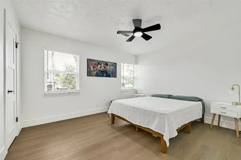 723 Loire Lane Houston TX 77090