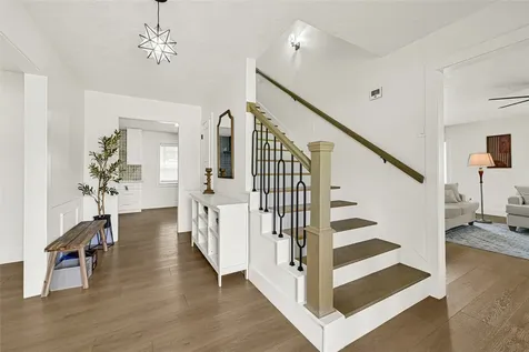 723 Loire Lane Houston TX 77090