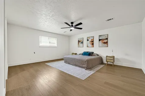 723 Loire Lane Houston TX 77090