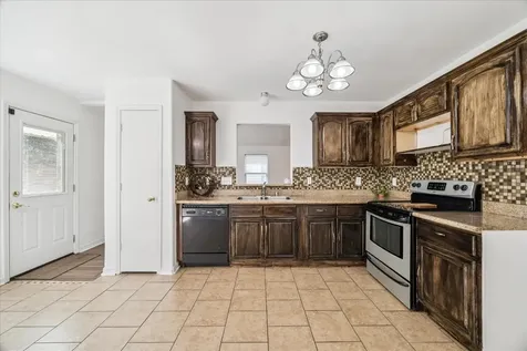 4010 Cary Creek Drive Baytown TX 77521