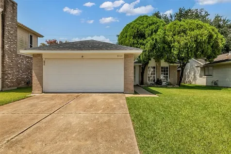 8514 Grand Knolls Drive Houston TX 77083