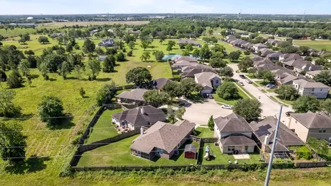 445 Decoster Boulevard Alvin TX 77511