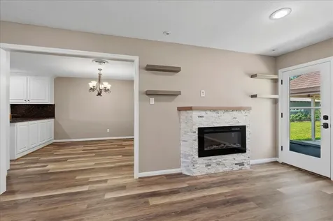 11511 Cherry Point Drive Mont Belvieu TX 77535