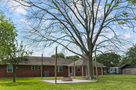 11511 Cherry Point Drive Mont Belvieu TX 77535