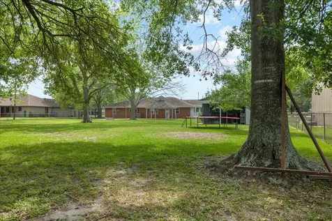11511 Cherry Point Drive Mont Belvieu TX 77535