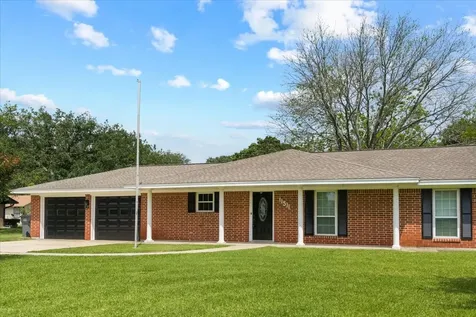 11511 Cherry Point Drive Mont Belvieu TX 77535