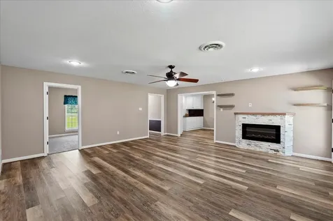11511 Cherry Point Drive Mont Belvieu TX 77535
