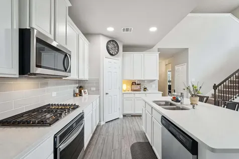 10126 Bayou Oaks Drive Conroe TX 77385-2113