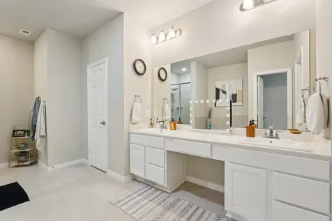 10126 Bayou Oaks Drive Conroe TX 77385-2113