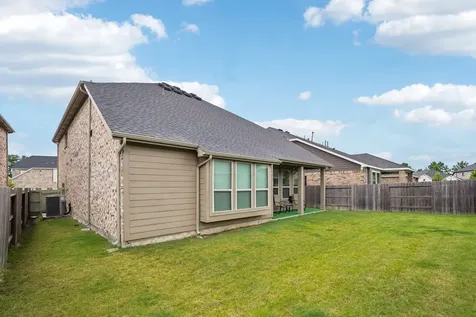 10126 Bayou Oaks Drive Conroe TX 77385-2113