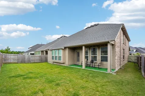 10126 Bayou Oaks Drive Conroe TX 77385-2113