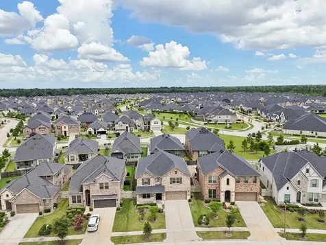 10126 Bayou Oaks Drive Conroe TX 77385-2113