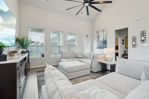 10126 Bayou Oaks Drive Conroe TX 77385-2113