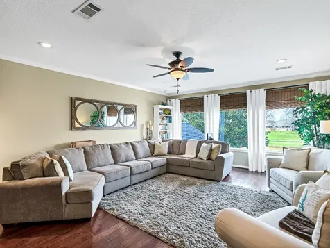 8310 Crescent Knolls Drive Richmond TX 77406