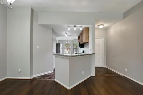 1930 Greenbriar Colony Drive Houston TX 77032