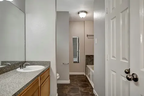 1930 Greenbriar Colony Drive Houston TX 77032