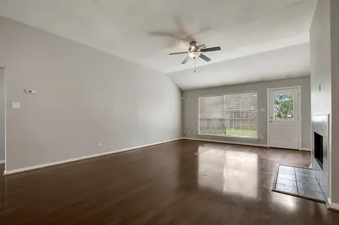 1930 Greenbriar Colony Drive Houston TX 77032