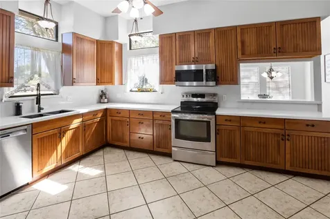 12315 Fisher Drive Mont Belvieu TX 77523