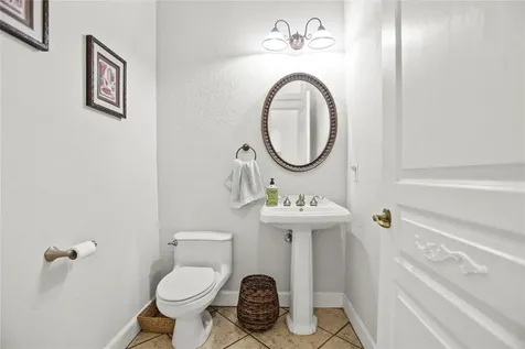 12315 Fisher Drive Mont Belvieu TX 77523