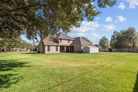 12315 Fisher Drive Mont Belvieu TX 77523