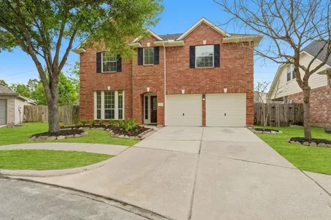 13522 Summer Villa Lane Houston TX 77044