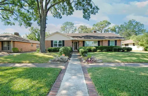1006 Baymeadow Drive Houston TX 77062