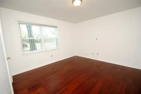 1006 Baymeadow Drive Houston TX 77062
