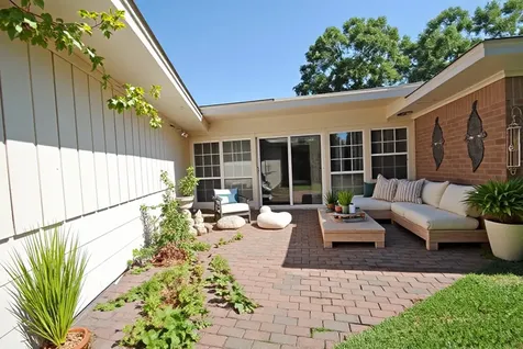 1006 Baymeadow Drive Houston TX 77062