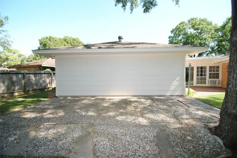 1006 Baymeadow Drive Houston TX 77062