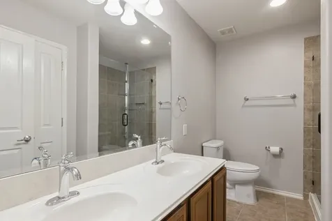 13600 Breton Ridge Street 30c Houston TX 77070