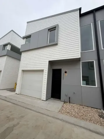 2000 Riverside Farms Road 17102 Austin TX 78741