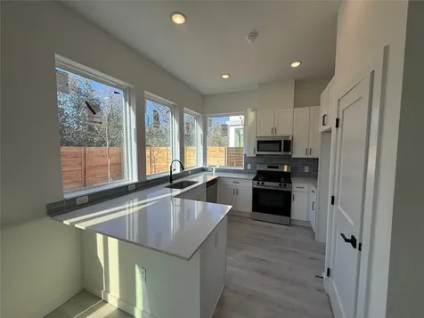 2000 Riverside Farms Road 17102 Austin TX 78741