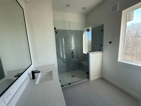 2000 Riverside Farms Road 17102 Austin TX 78741
